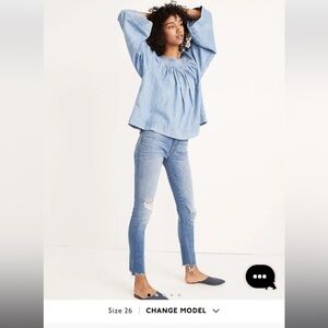 Madewell 9” Mid-Rise Skinny Jeans in Frankie Wash: Torn Knee Edition